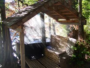Badewanne an den Termen auf unserem Trail